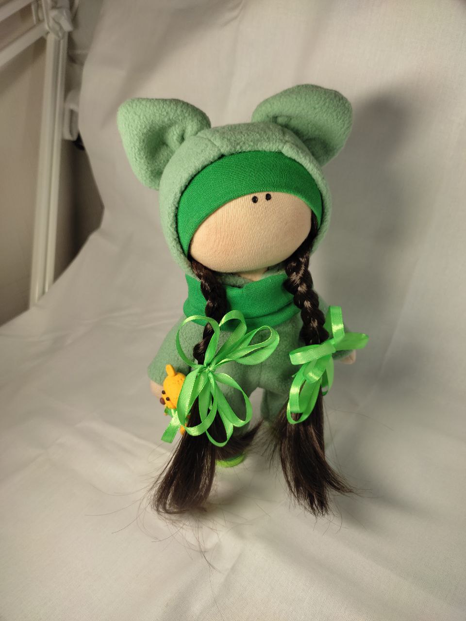 Кукла-бабочка вид сзади